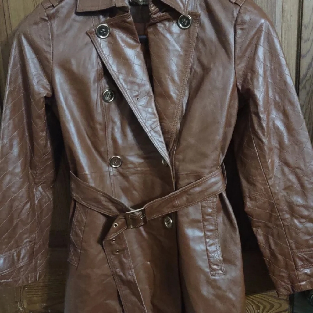 Inman genuine leather coat